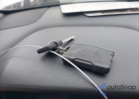 2014 Chevrolet Silverado 1500 2Lt z USA, uszkodzony, nr VIN 3GCUKREC4EG311002